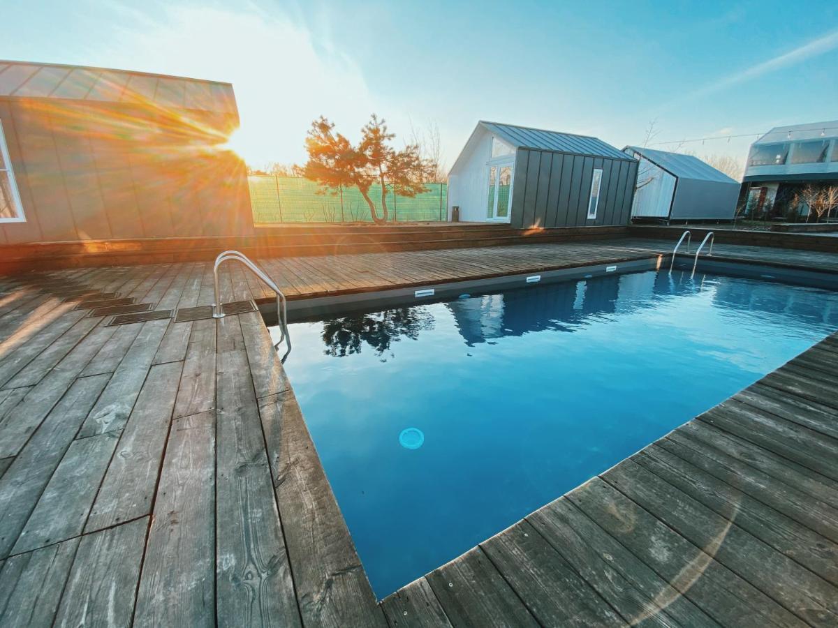Долина Хюгге Hotel Chornomors'ke  ภายนอก รูปภาพ