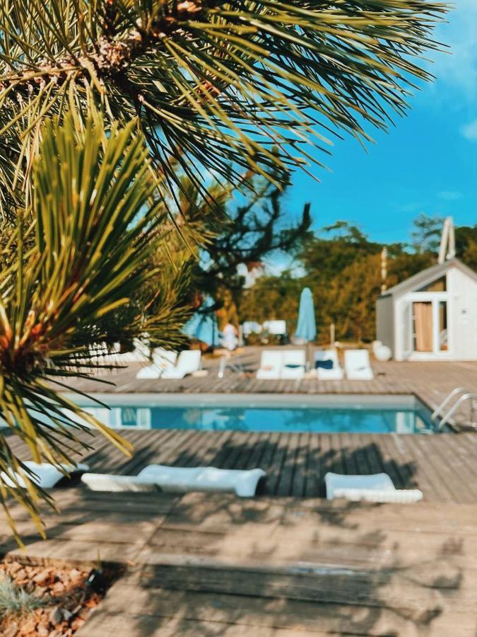 Долина Хюгге Hotel Chornomors'ke  ภายนอก รูปภาพ