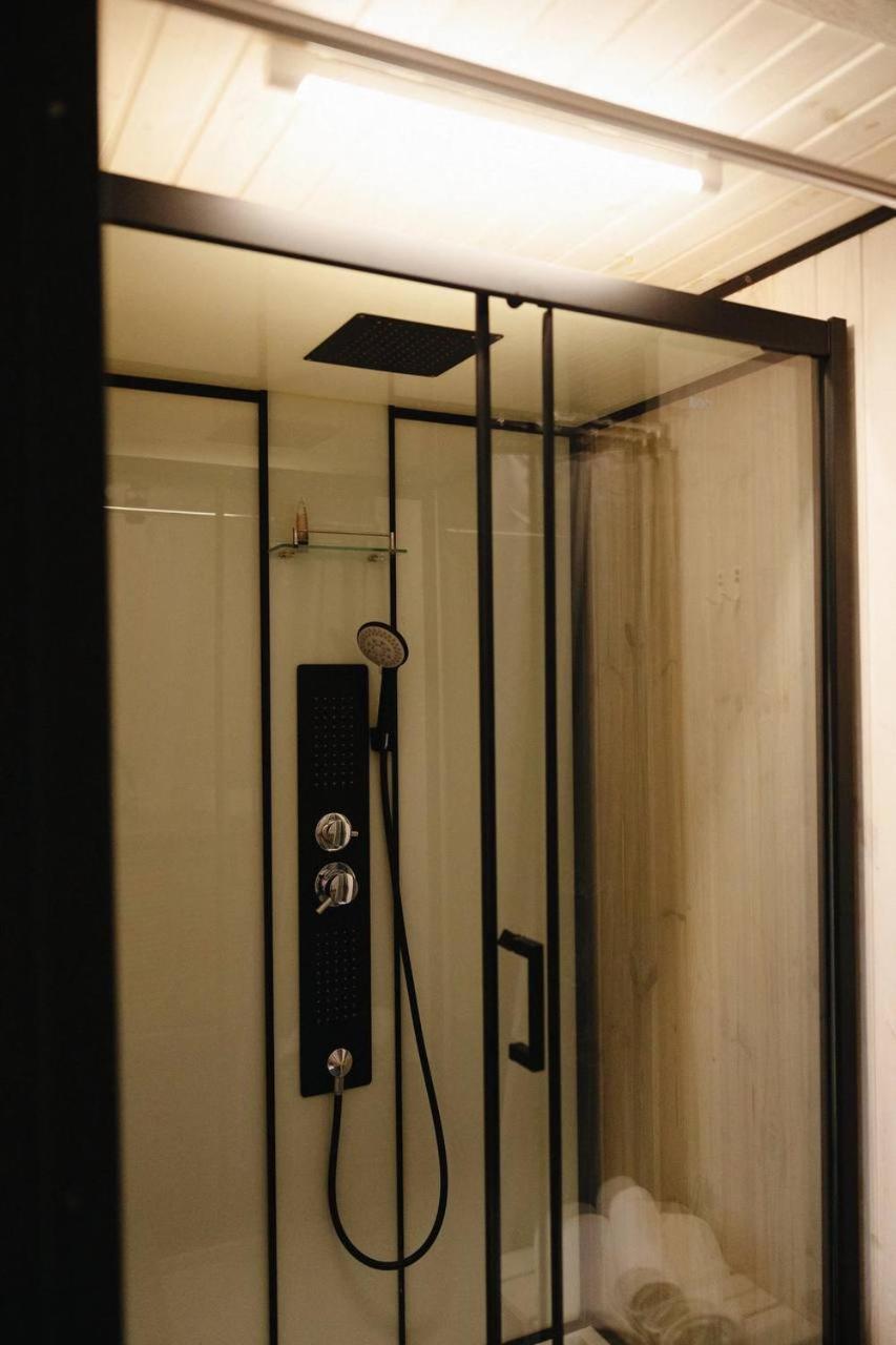 Долина Хюгге Hotel Chornomors'ke  ภายนอก รูปภาพ